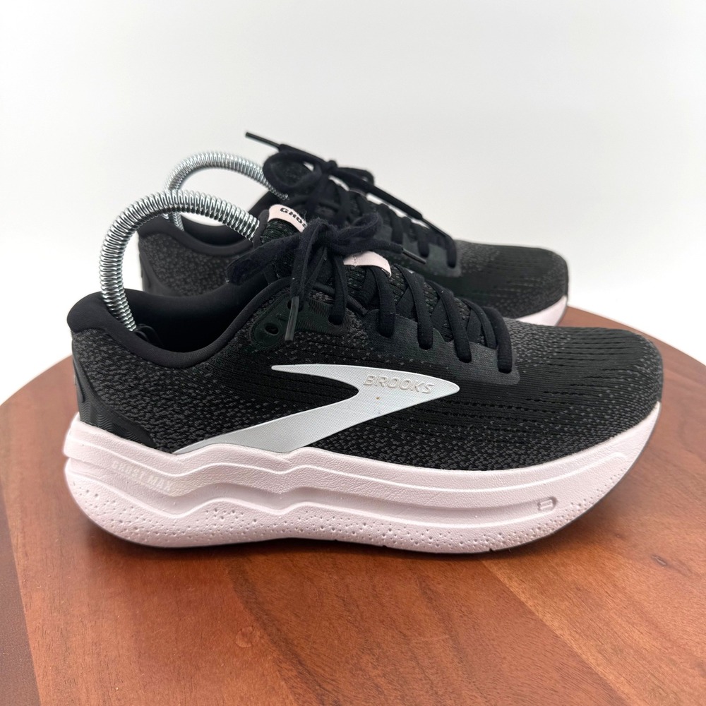 Brooks Ghost Max 2 Cushioned Running Shoes Black Orchid Ice 1204201B077 Women 8